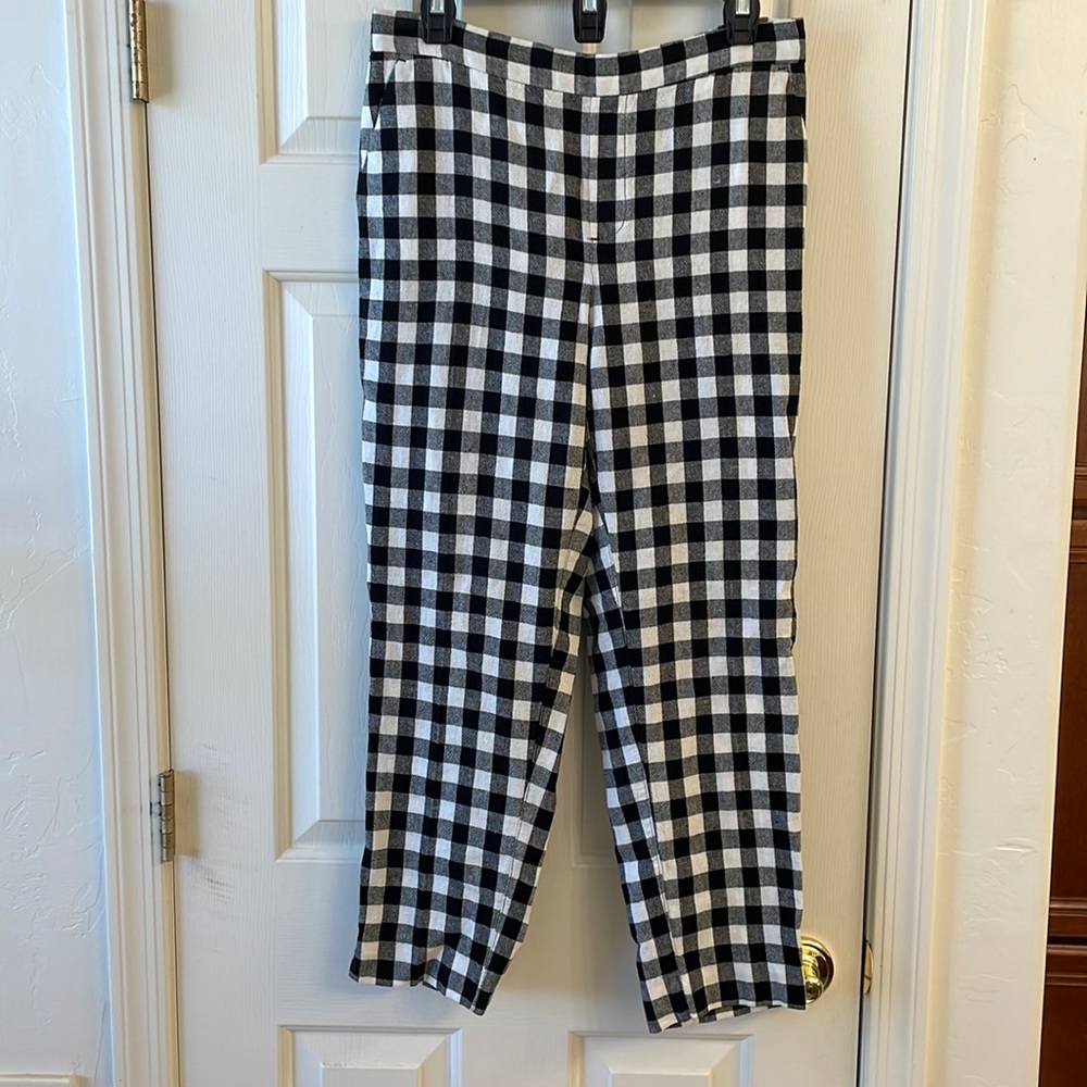 Gingham capri pants